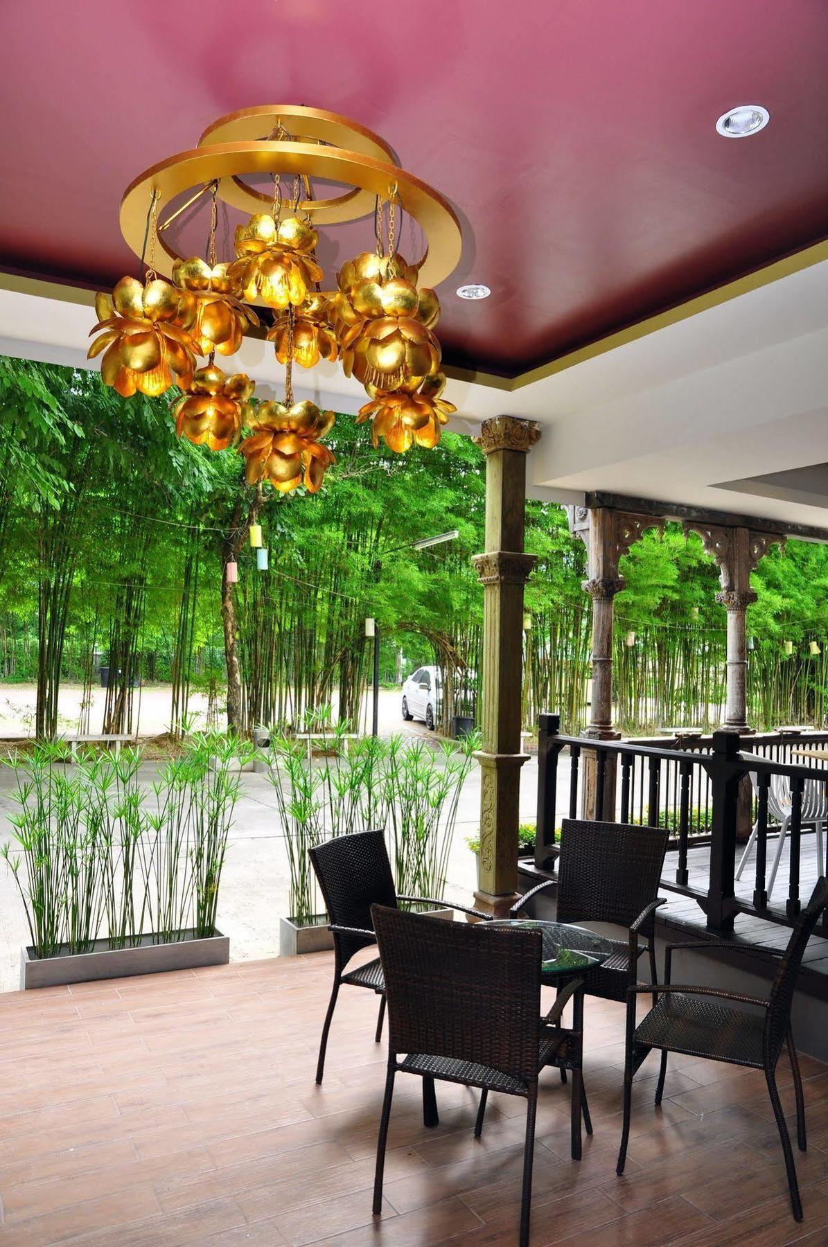 Chiangmai S.P. Hotel Chiang Mai Exterior photo